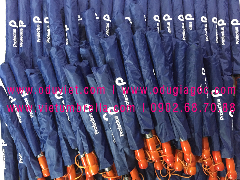 xưởng sản xuất ô dù cầm tay in logo quảng cáo